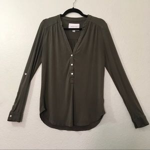 Amour Vert army green blouse